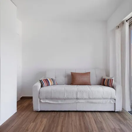 Les Jacinthes Proche Daire Cagnes-sur-Mer
